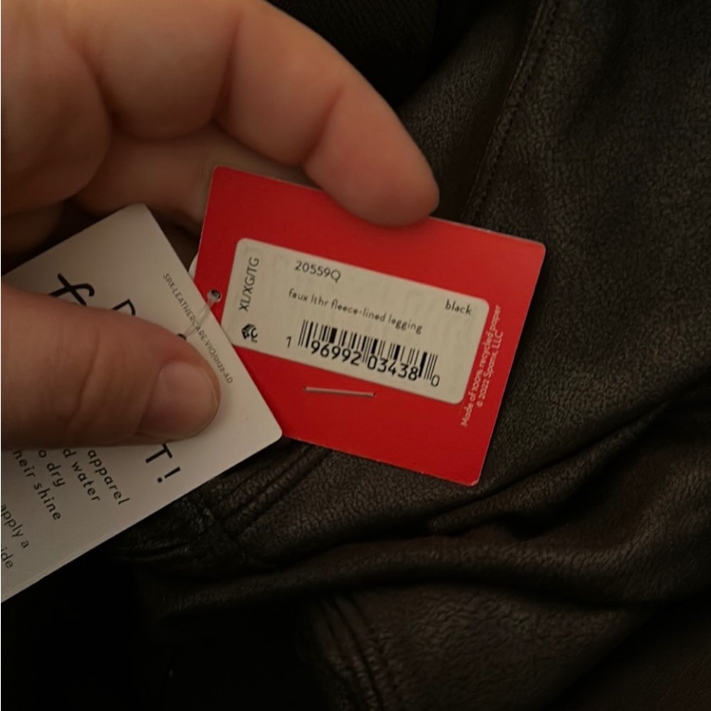 ❄️ SPANX 20559 Faux Leather Fleece-Lined Leggings - Picture 2 of 6